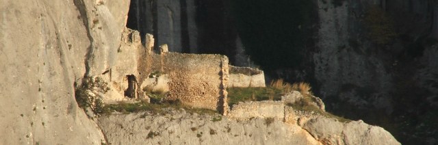 Un eremo del vallone di Pulsano, 2008 - foto Ludovico Centola